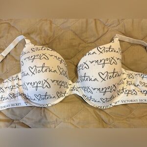 Victoria's Secret 36DD Heart Script T-shirt Demi Bra Logo Multi-way Underwire